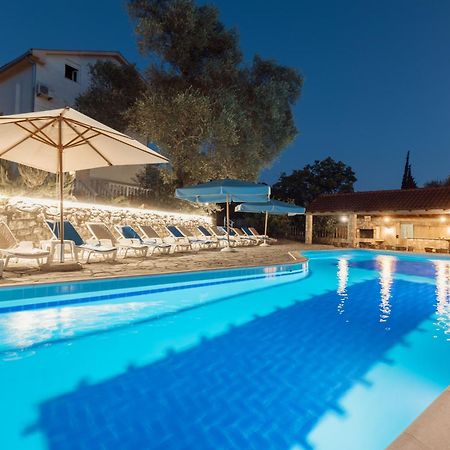 Villa Mia Apartments Бієла Екстер'єр фото
