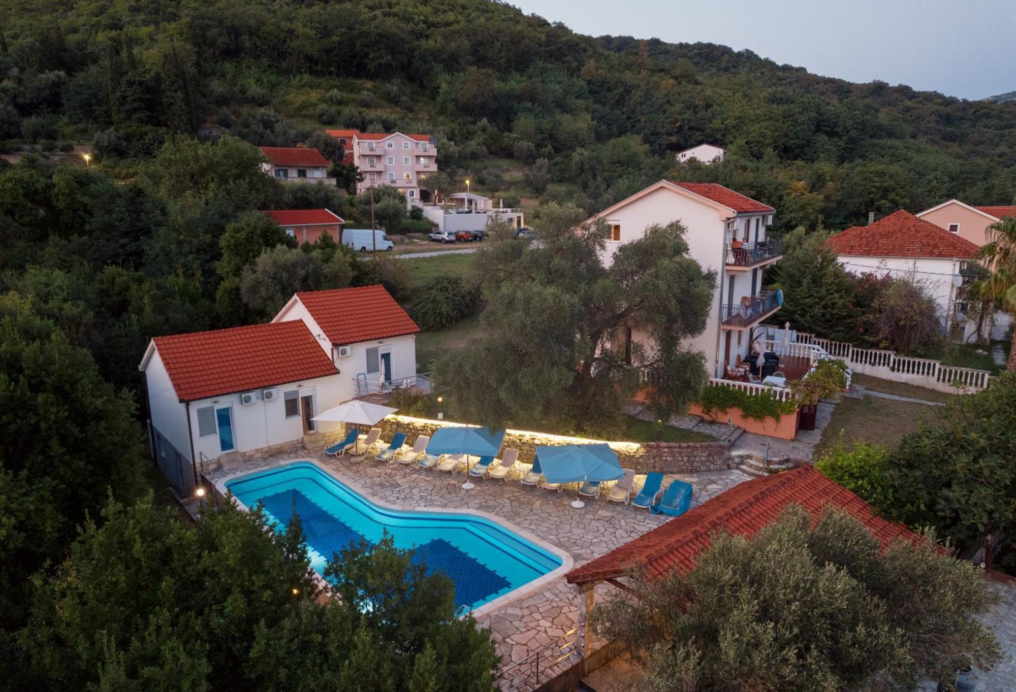 Villa Mia Apartments Бієла Екстер'єр фото