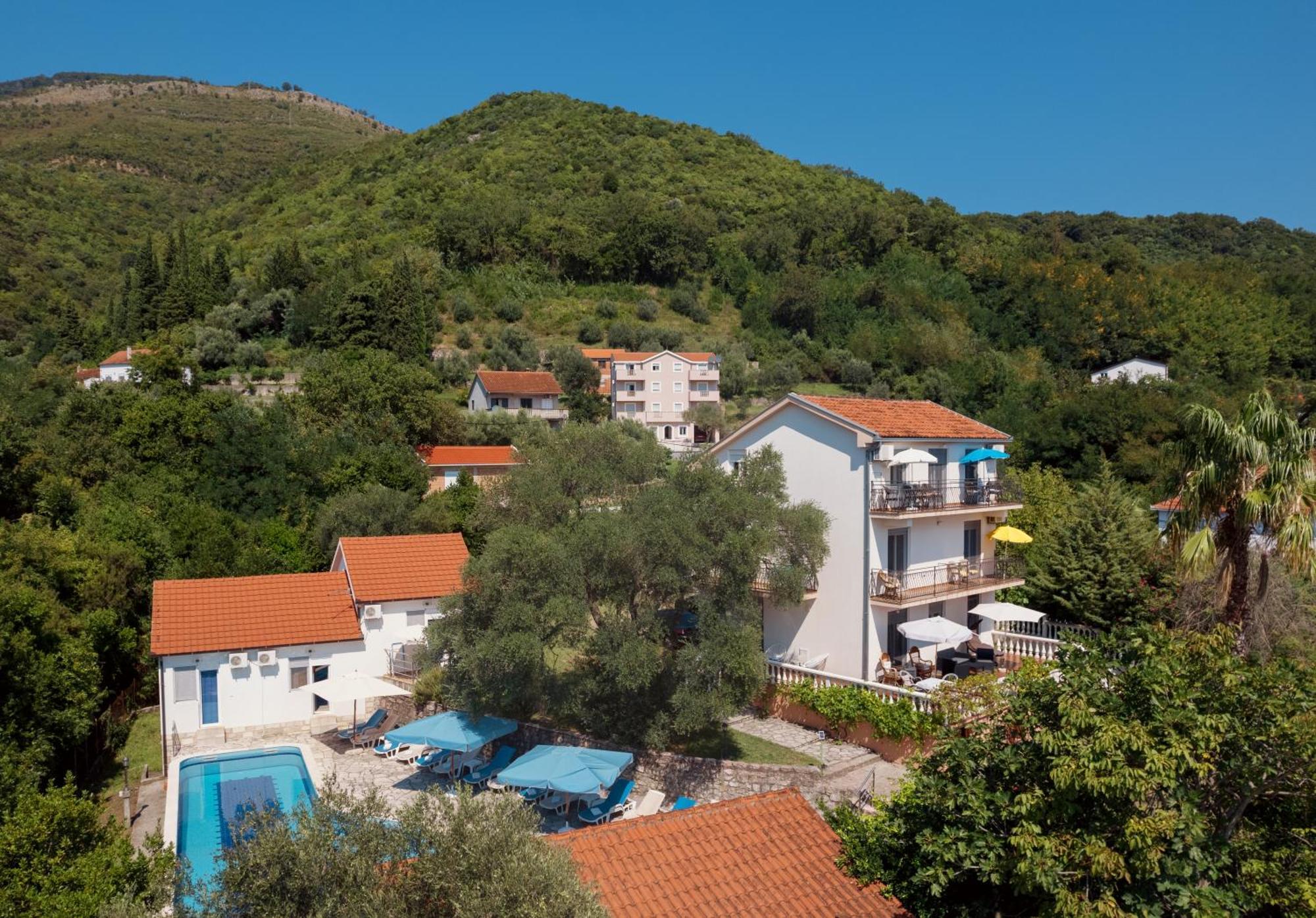 Villa Mia Apartments Бієла Екстер'єр фото